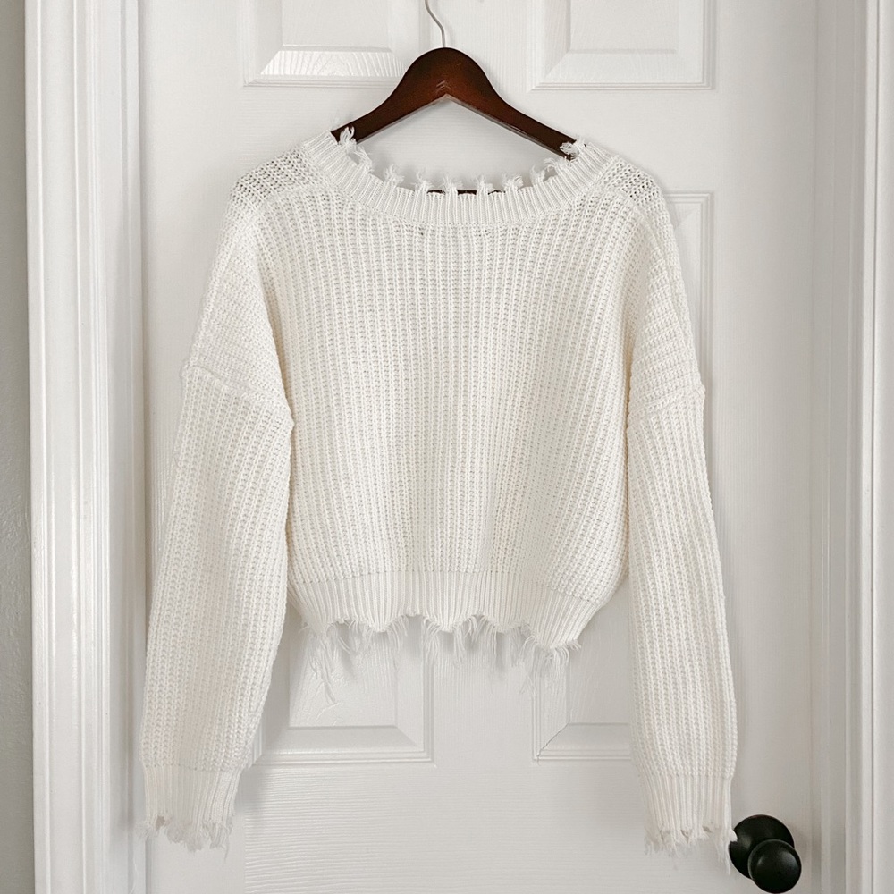 Zaful Distressed Cropped Sweater - Picture 3 of 3